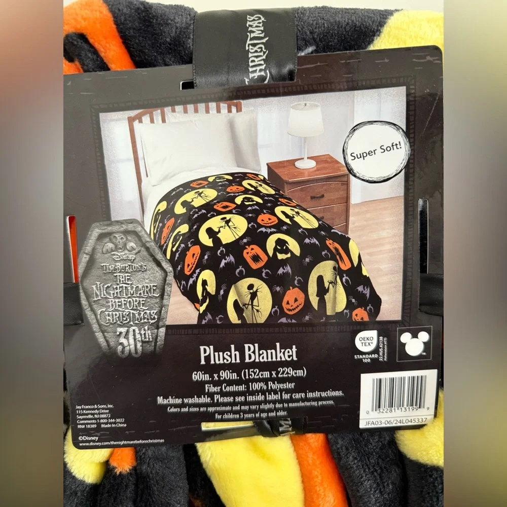 New The Nightmare Before Christmas Halloween Plush Blanket - Picture 2 of 3
